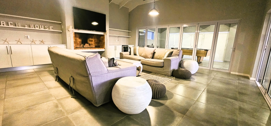 4 Bedroom Property for Sale in Myburgh Park Western Cape